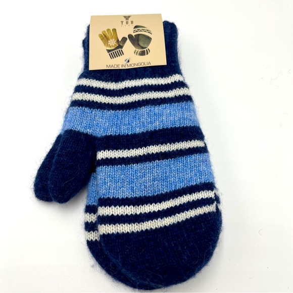 Kids mitten, sheep wool mitten with cute pattern, cozy winter mitten, kids gift - Picture 1 of 7
